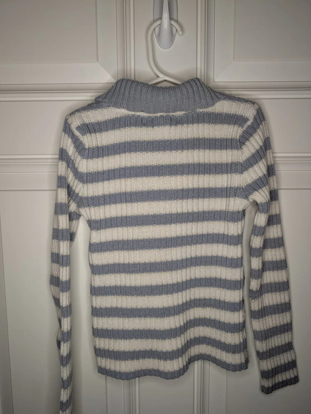 The Children's Place Grey White Metallic Holiday Sweater Girls Size M 7/8